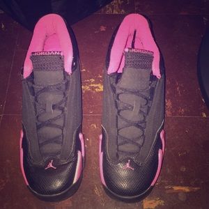 Pink and black Retro 14 Jordans